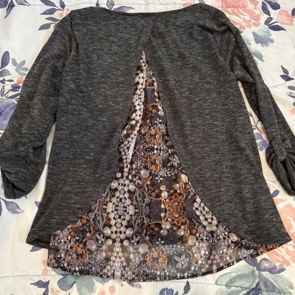 Style & Co. Women’s Embellished Gray Top Size M – 3/4 Sleeve High Low Blouse wit - Picture 6 of 6